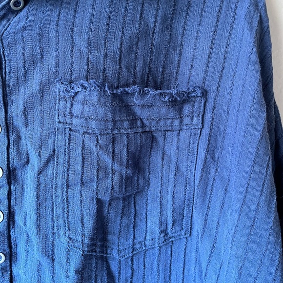 women’s Free People We The Free Ava Oversized Top in Shaded Lake Size XS. - Picture 3 of 5